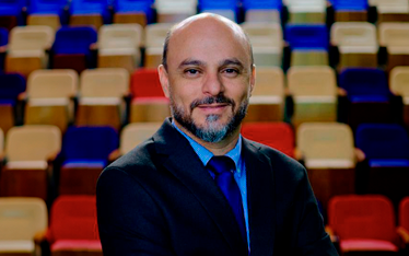 09 05 PET Prof. Glaydston Ribeiro Noticia